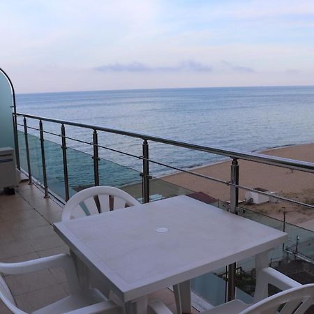Beach Apartment No 17 Saints Constantine and Helena Bagian luar foto