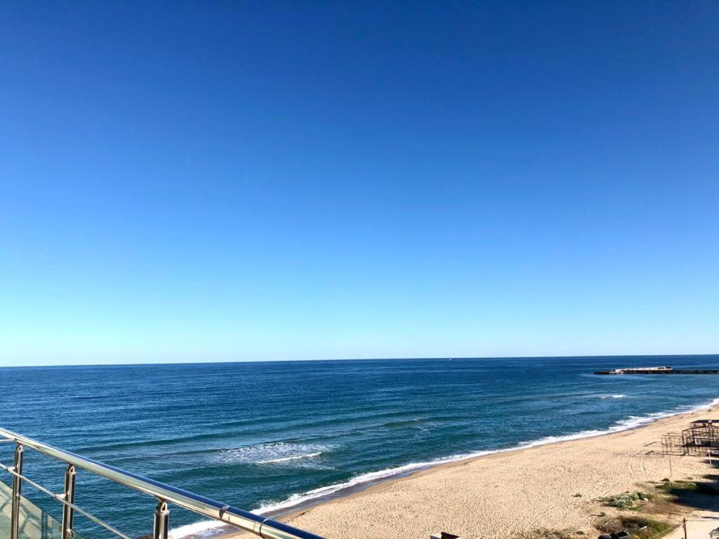 Beach Apartment No 17 Saints Constantine and Helena Bagian luar foto